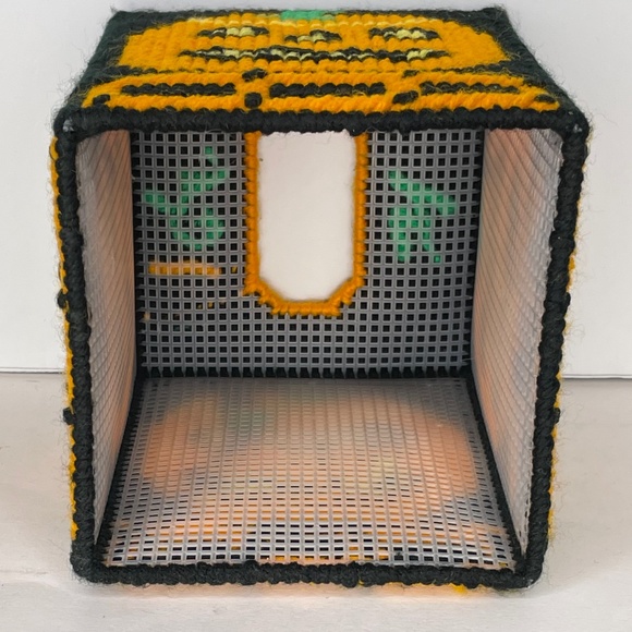 Pumpkin Jack O Lantern Halloween Plastic Canvas Tissue Box Holder - Picture 6 of 7